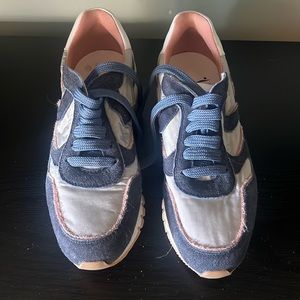 Voile Blanche Sneaker. Size 37